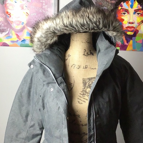 EUC North Face with hood sz S - Picture 2 of 7